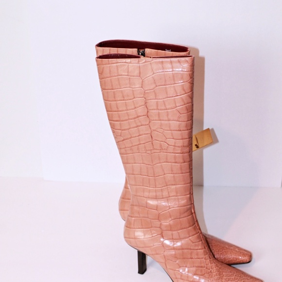 Bruno Magli Croc Boots Size (6) - Picture 3 of 6